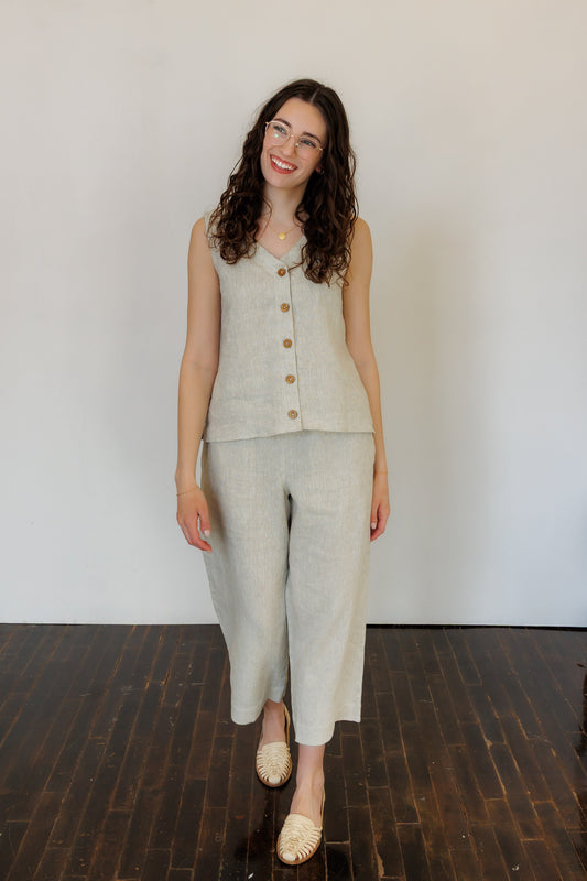 The Harmony Reversible Top in Natural Linen